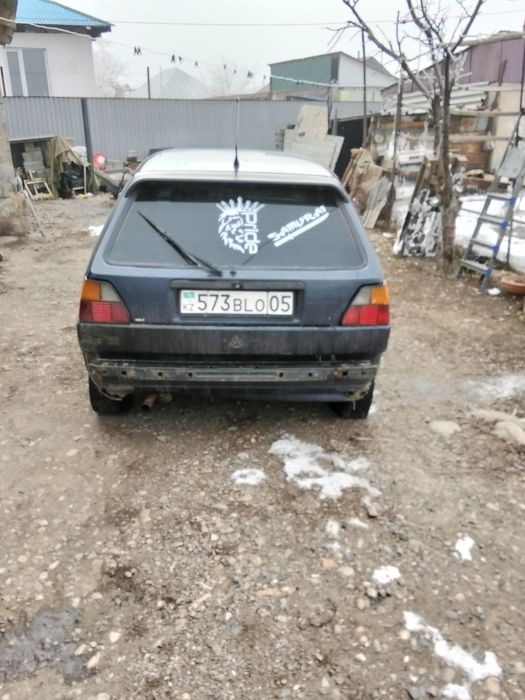 Продам ГОЛФ 2. Оби 1.8 срочно