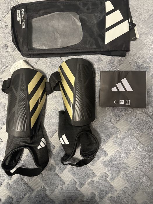 Футболни кори на addidas
