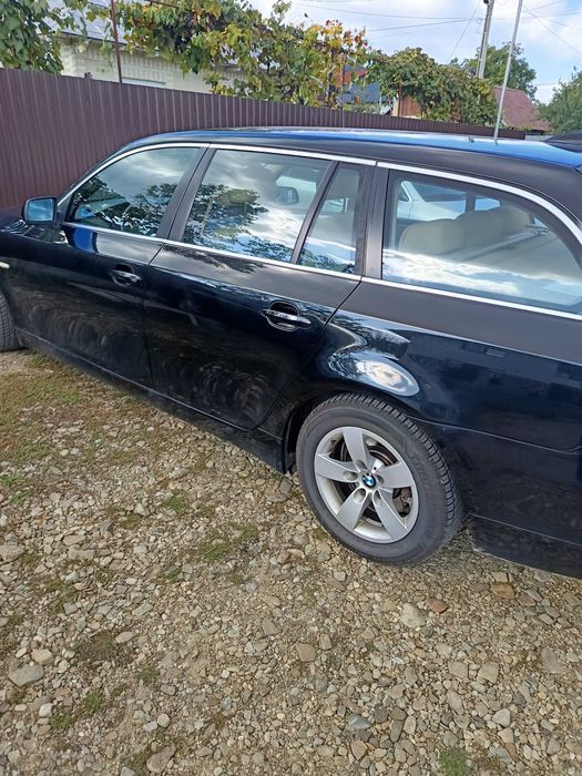 Autovehicul BMW E61 an fabricație 2008