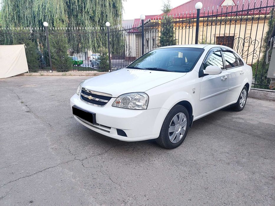 Lacetti 1.8 механика 2010 Лачетти