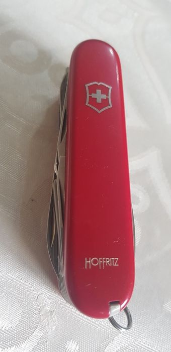 Нож швейцарский в отличном состоянии .