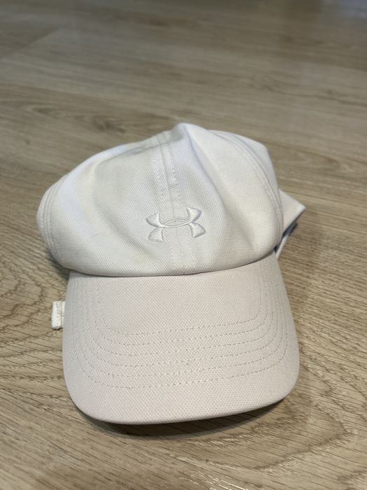 Шапка с козирка Under Armour
