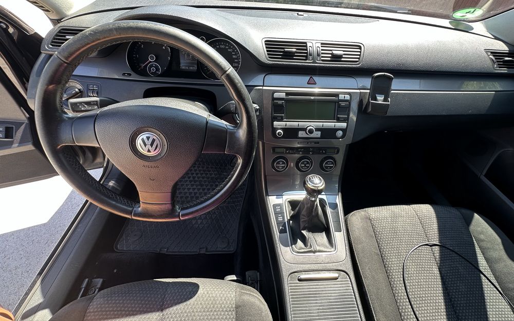 VOLKSWAGEN Passat 2009 — imagine 5