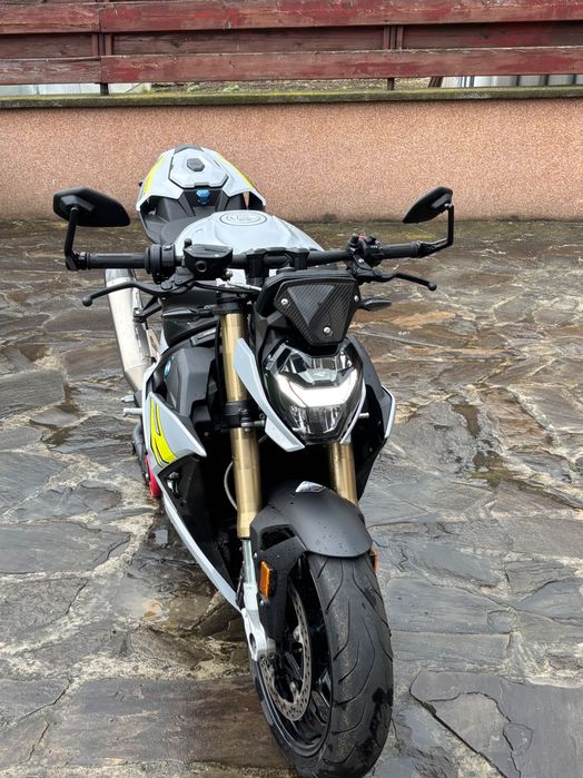 Vând BMW S1000R 2021 model 2022
