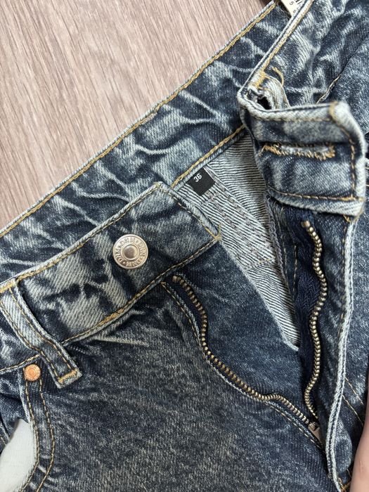 Нови стилни дънки