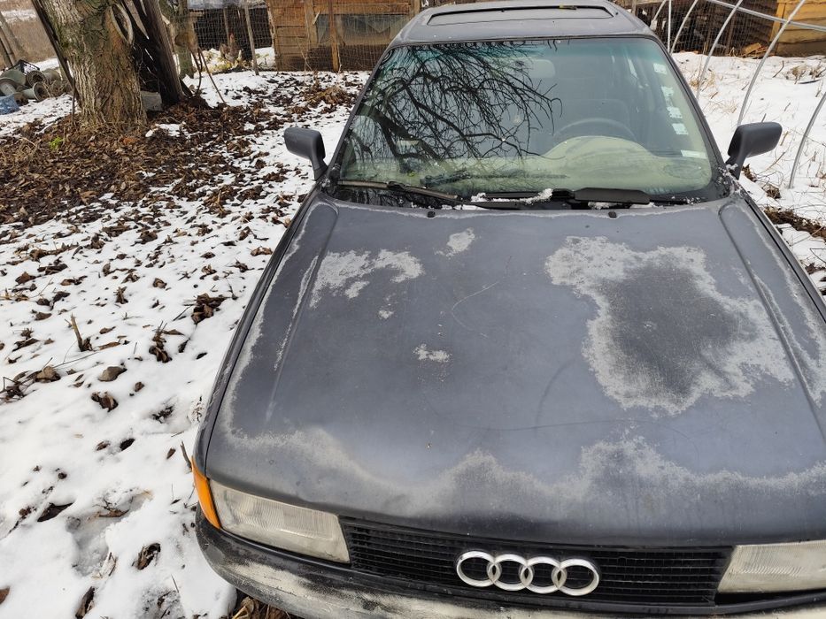 Продавам Ауди 80