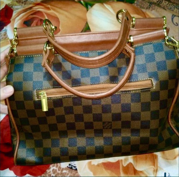 Сумка Louis Vuitton
