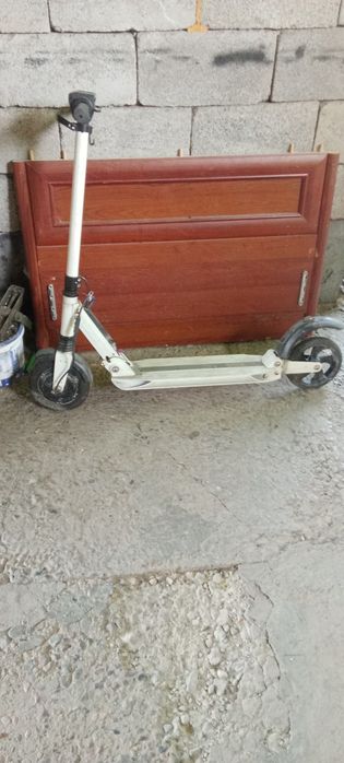 Продам Электро самокат Хуго с 2