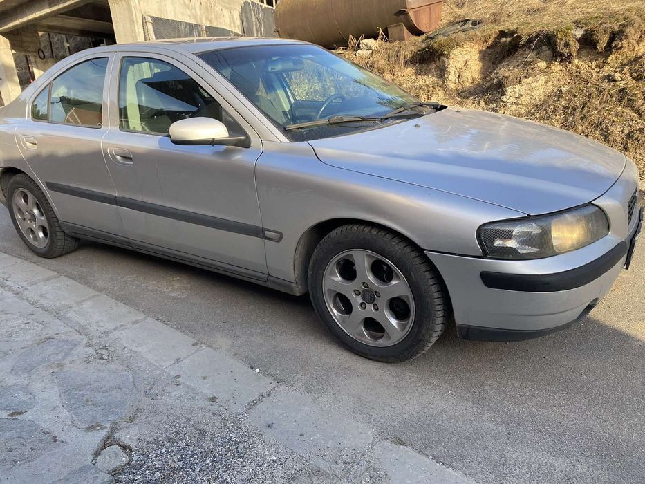 VOLVO S60 2.4 D5