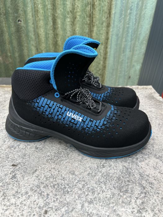 Vand bocanci protectie uvex marimea 41