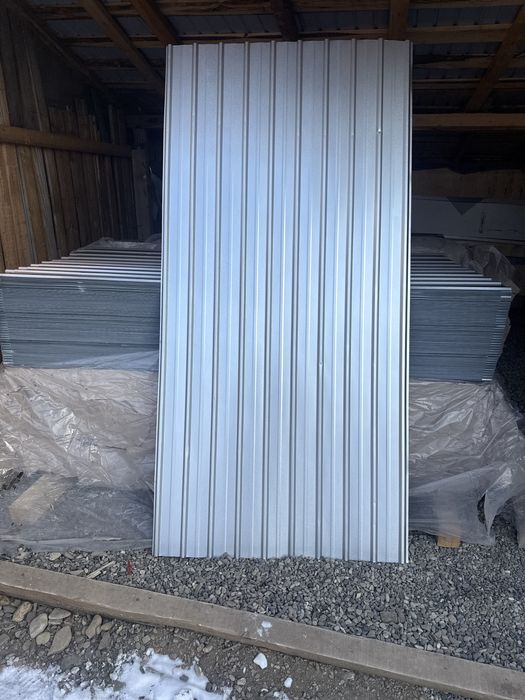 Tabla cutata la super preț