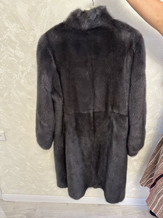 Продам норковую шубу