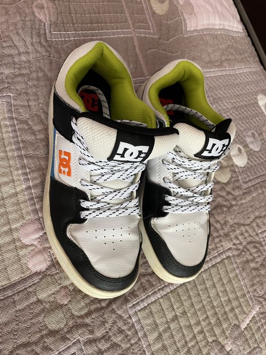 Маратонки фирмы DC Shoes