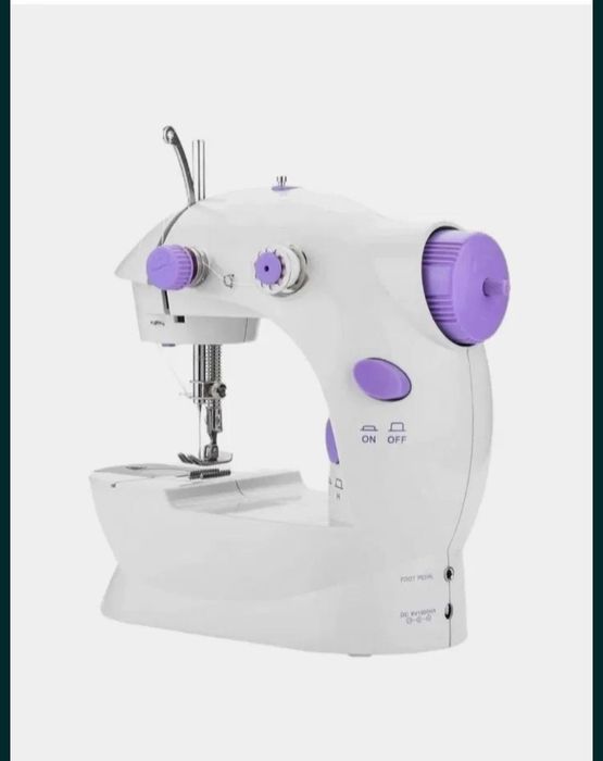 Mini sewing machine