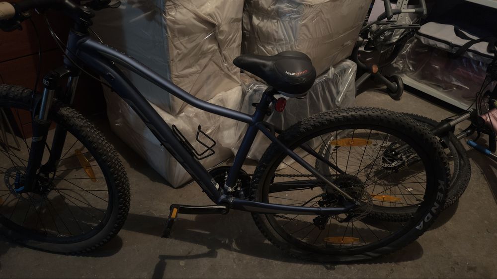 Велосипед горный Scott, сезон просто лежали на парковке