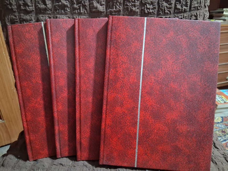 Класьори за пощенски марки. Филателия