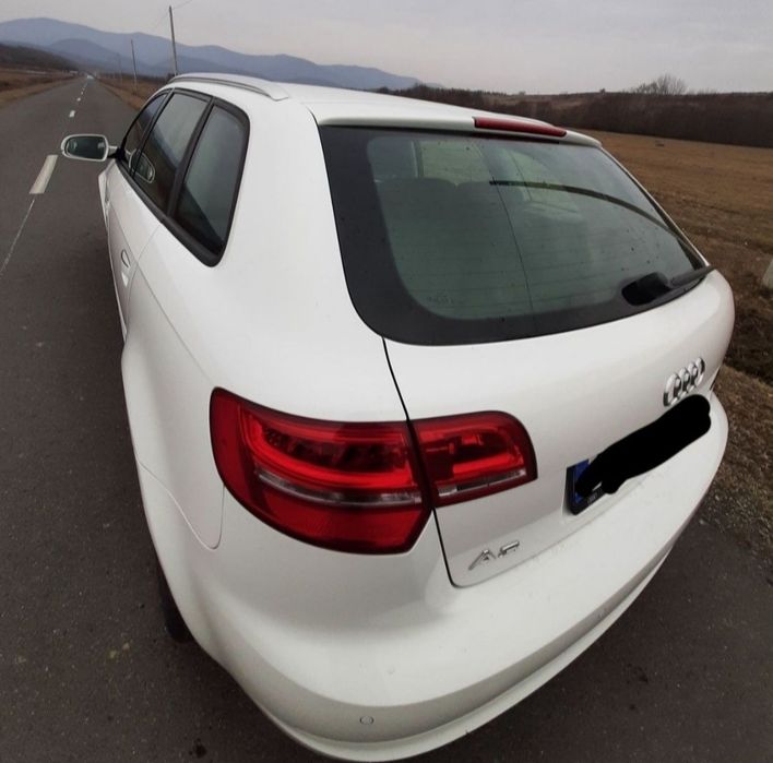 AUDI A3 Sportback 0 — imagine 2