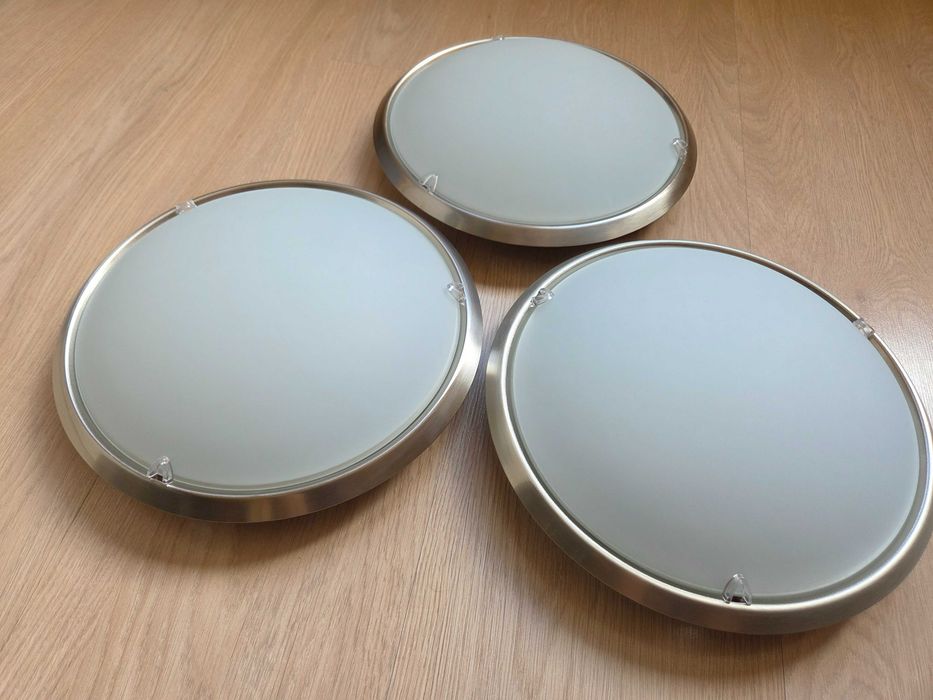 Продавам 3бр. лампи Philips