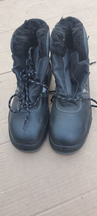 Ботинки рабочие зимние