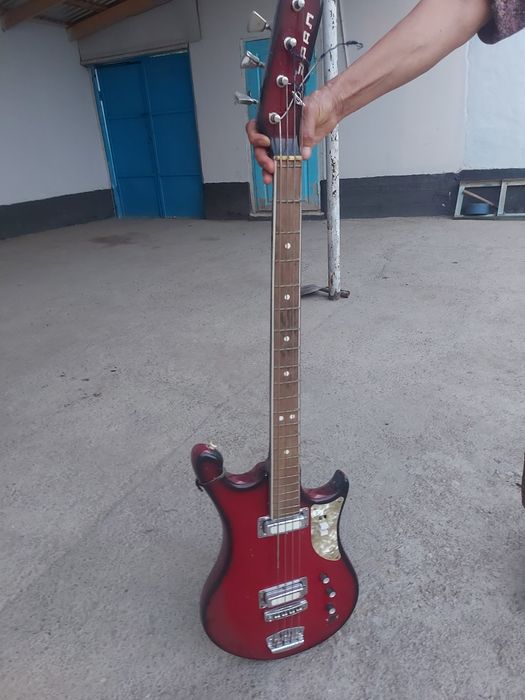 Электронной гитара