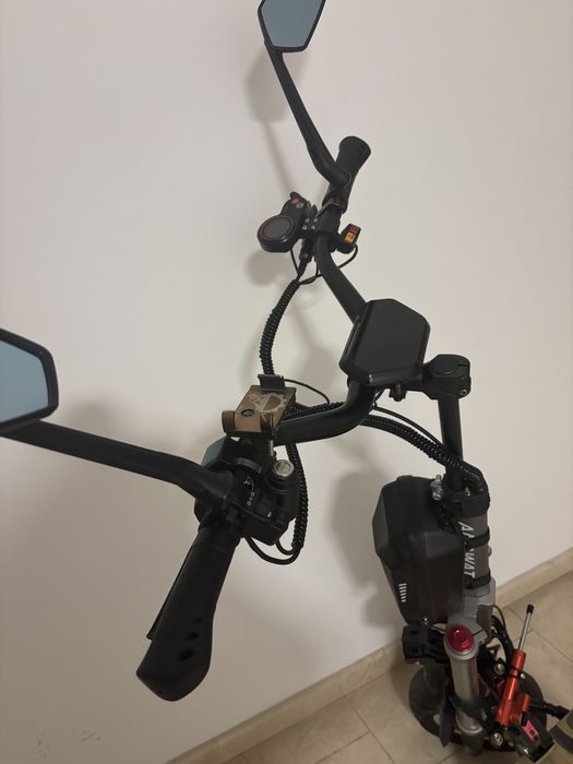 Trotineta electrica Laotie Ezotron angwat kukirin joyor