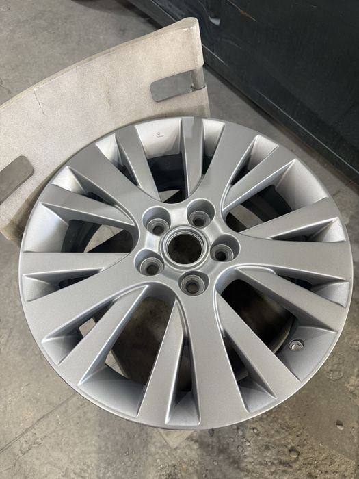 Продавам джанти за mazda 5x114.3 17”