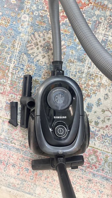 Продам пылесос Самсунг