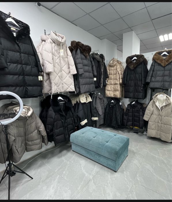 Продам зимние пуховики