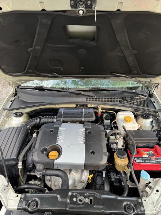 Lasetti 1.8 avtomat 3 pozitsa