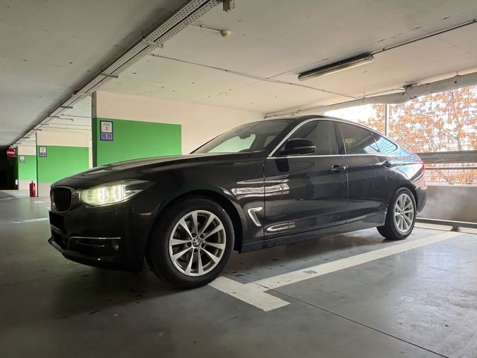 BMW 3 Series 2019 — imagine 32