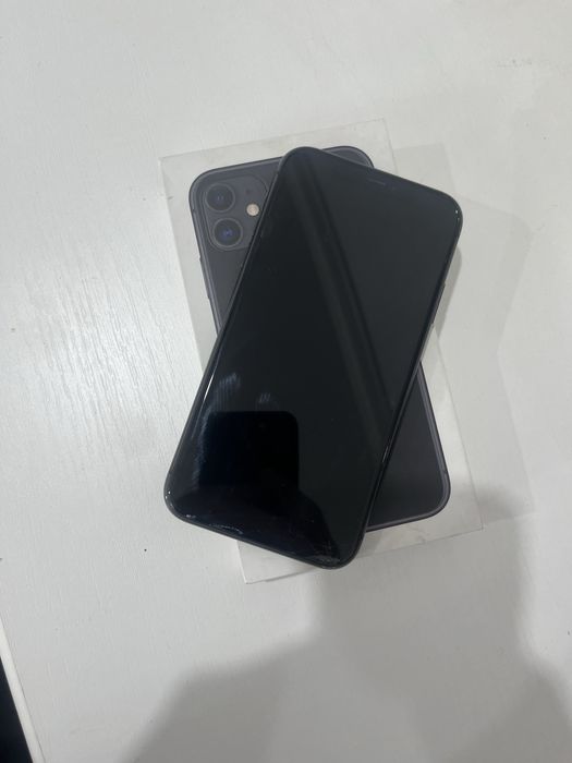 Продам Iphone 11