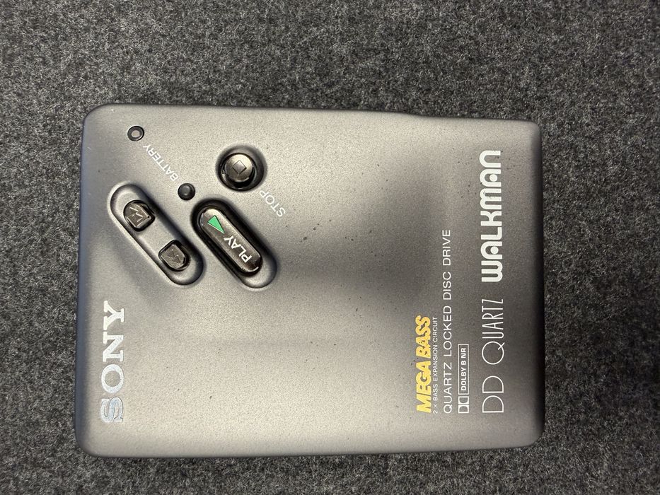Walkman Sony WM-DD33