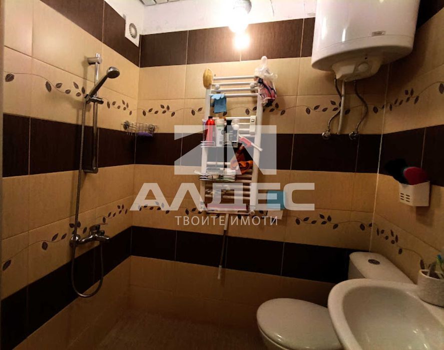 Дава се под наем Четиристаен апартамент в София, Център - 112 кв.м за 920 € - Снимка #9