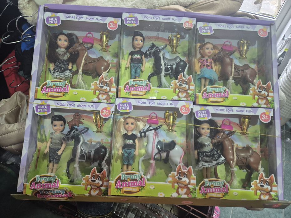 Figurine jucarii, patrula , papusi