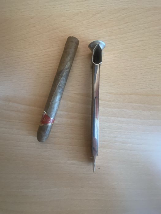 Cutit pentru trabuc