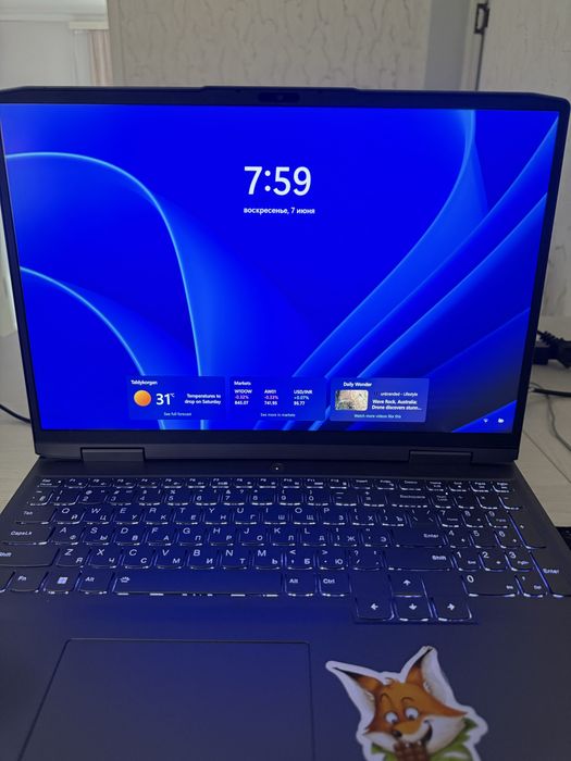 Lenovo LOQ 16APH8