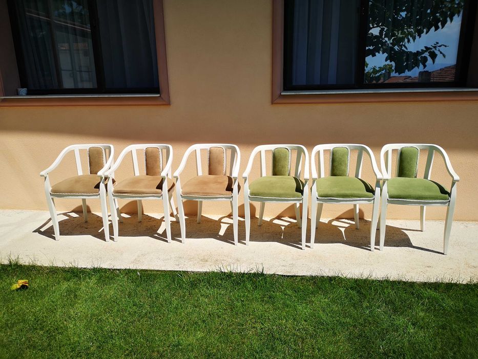 Трапезни столове 6 броя дървени