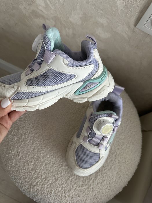 Обувь. Туфли и кроссовки