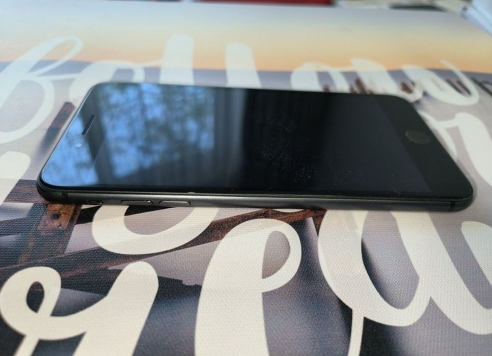 iPhone 8 plus și iPhone 7 plus 2 buc de vânzare urgent