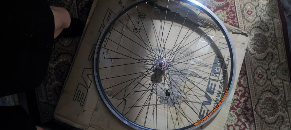 Продам велосипед колесо новый 29