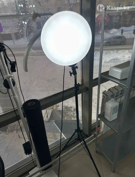 Продам LED лампу