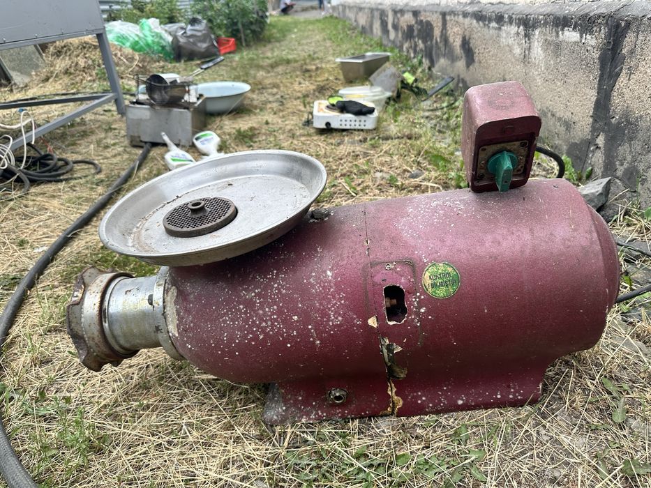 Мясорубка промышленный