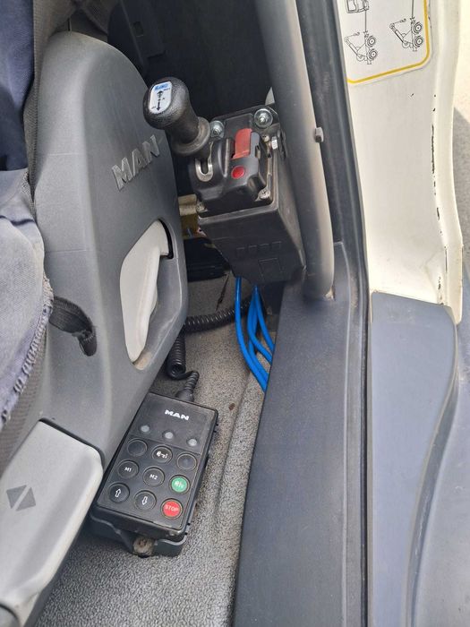 MAN basculabil TGL 8 180. Tonaj 7.5
