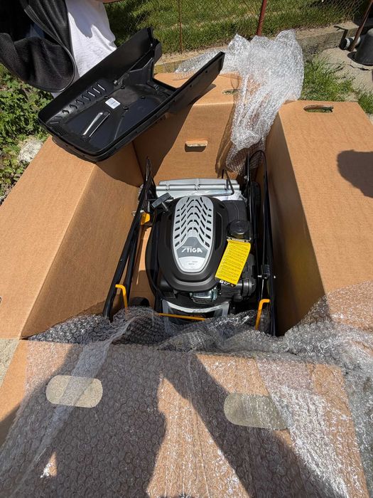 Mașină de Tuns Iarba pe Benzină Alpina AL5 41 A, Motor ST 120 (123cc OHV), Lățime 41 cm, Carcasă Oțel