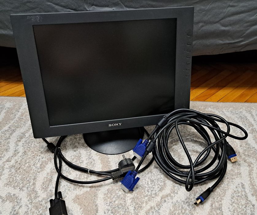 Kit computer ( unitate + monitor )