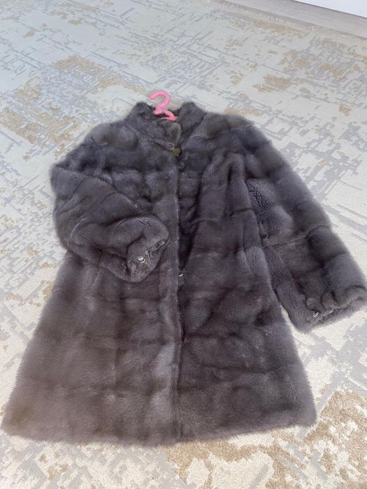 Продам норковую шубу