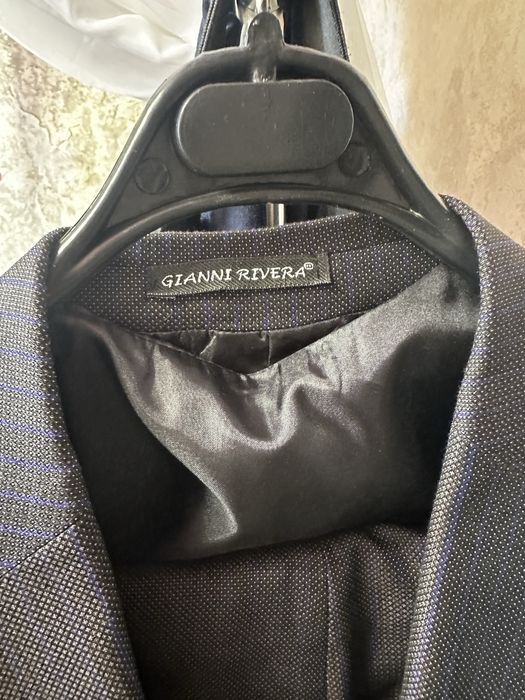 Костюм Джианни Ривера