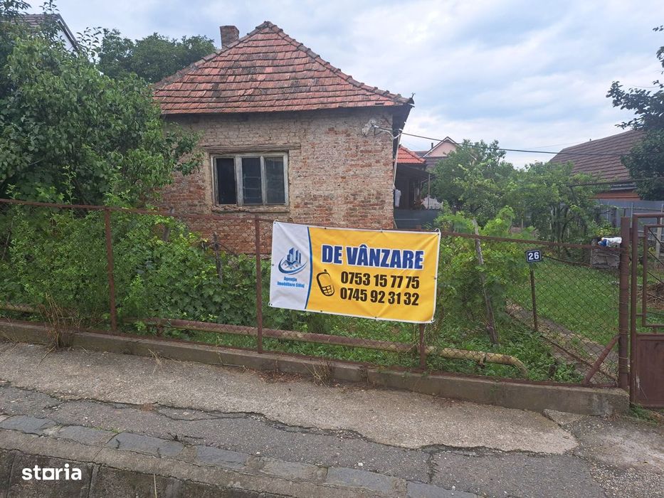 Casa zona centrala - teren 450 mp - 79.900 euro
