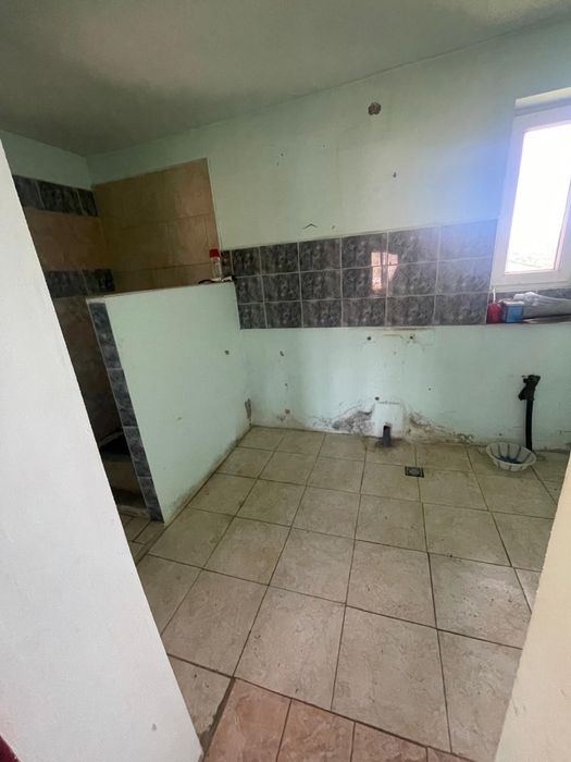 Casa din caramida si piatra +teren 1500mp , acces asfaltat Soimeni (Cluj)