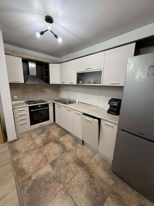 Двустаен, под наем, ж.к Славейков